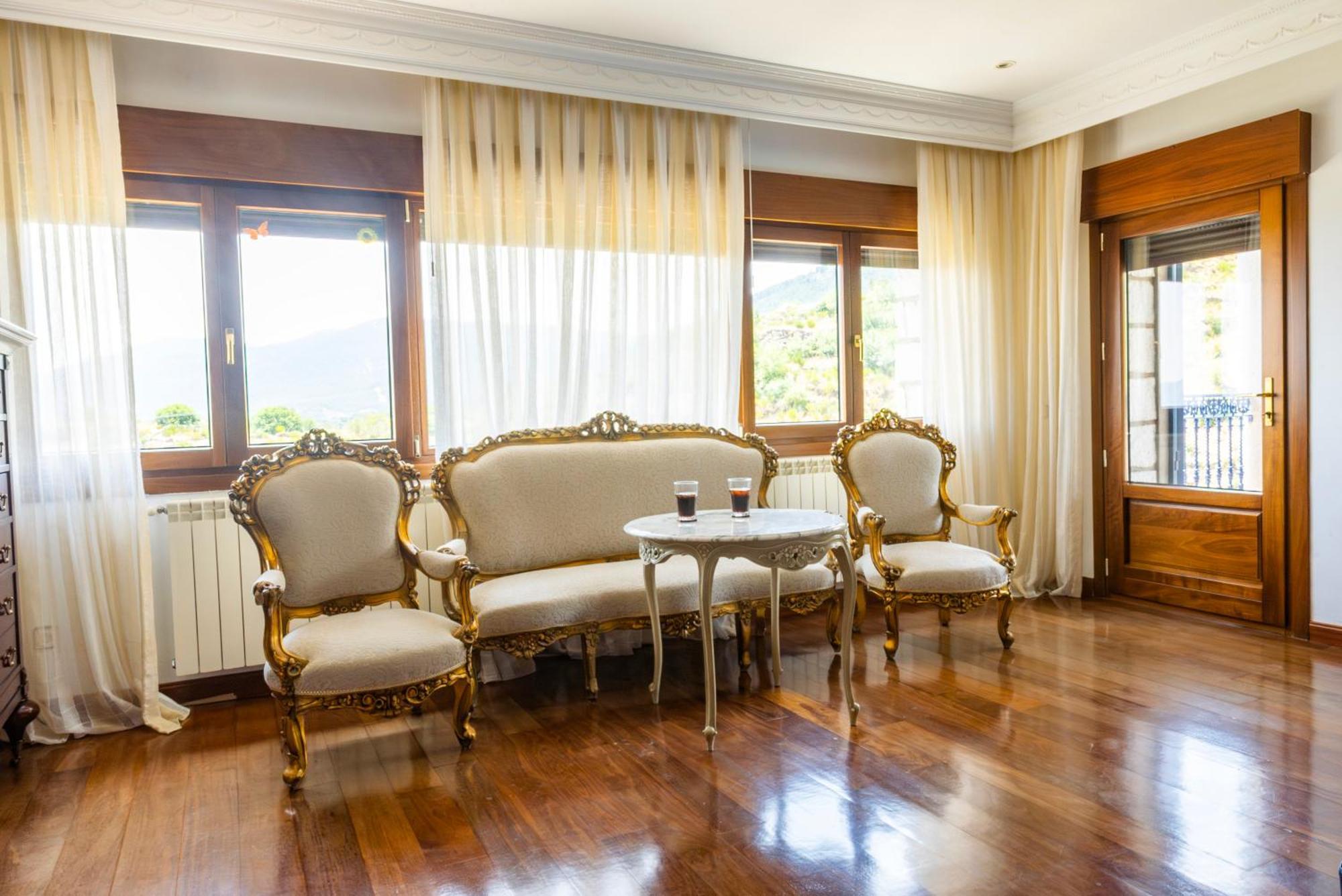 Willa Mansion Con Jacuzzi A 40 Grados, Gran Piscina Y Padel El Tiemblo Zewnętrze zdjęcie