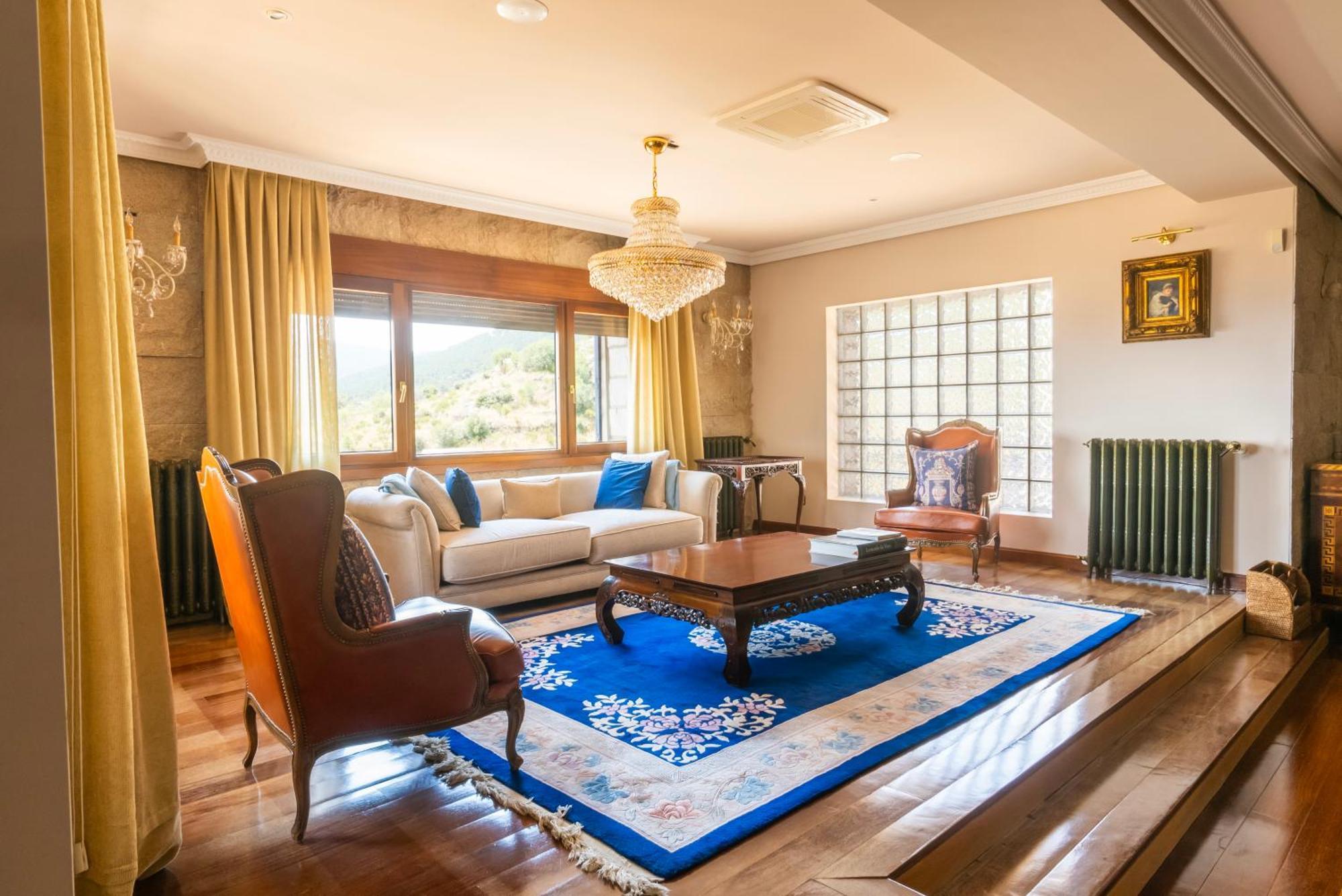 Willa Mansion Con Jacuzzi A 40 Grados, Gran Piscina Y Padel El Tiemblo Zewnętrze zdjęcie