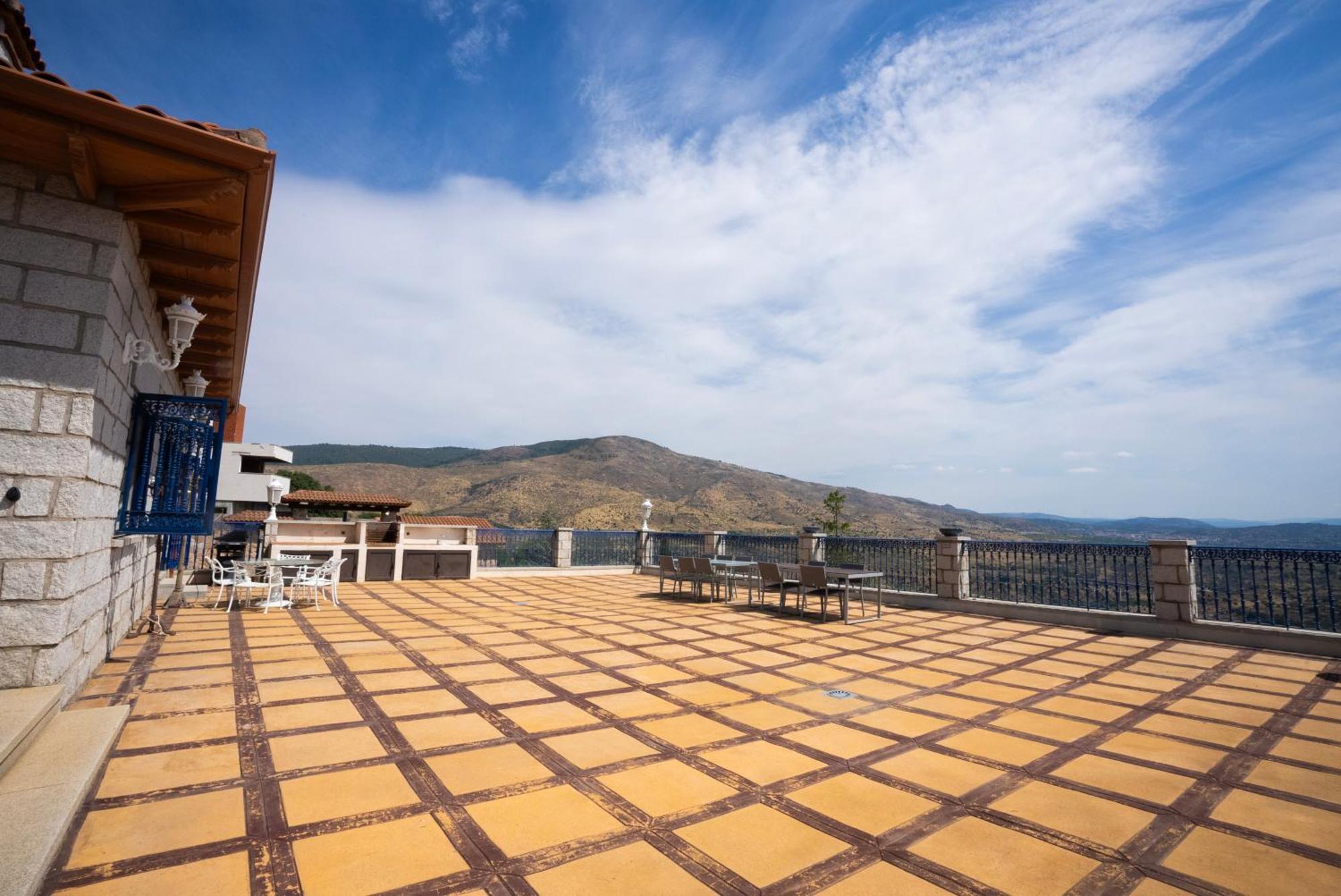 Willa Mansion Con Jacuzzi A 40 Grados, Gran Piscina Y Padel El Tiemblo Zewnętrze zdjęcie