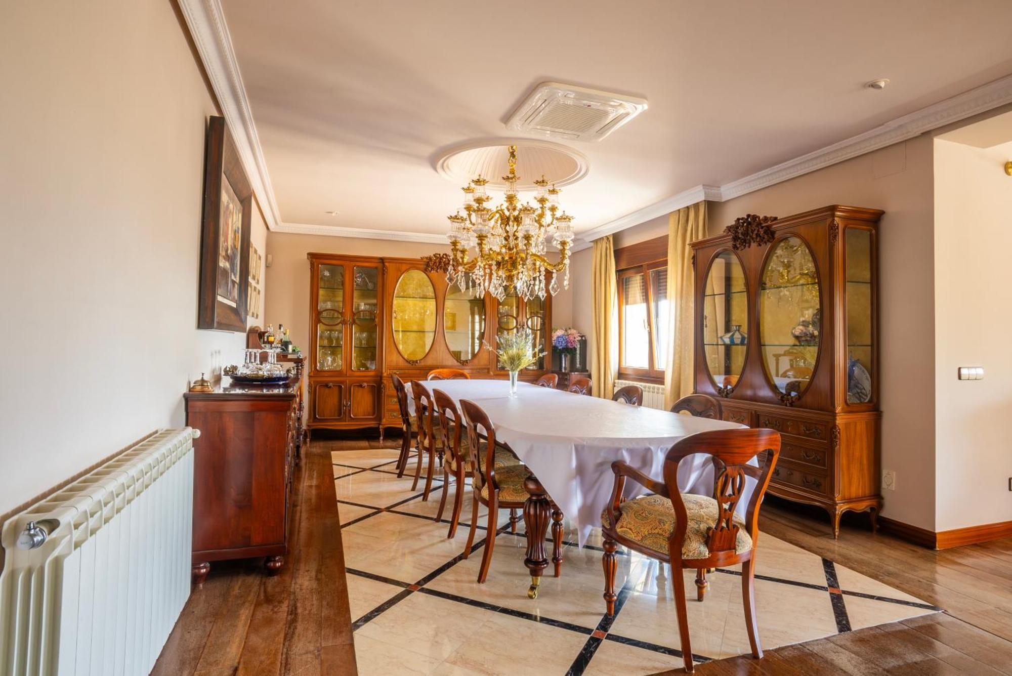 Willa Mansion Con Jacuzzi A 40 Grados, Gran Piscina Y Padel El Tiemblo Zewnętrze zdjęcie
