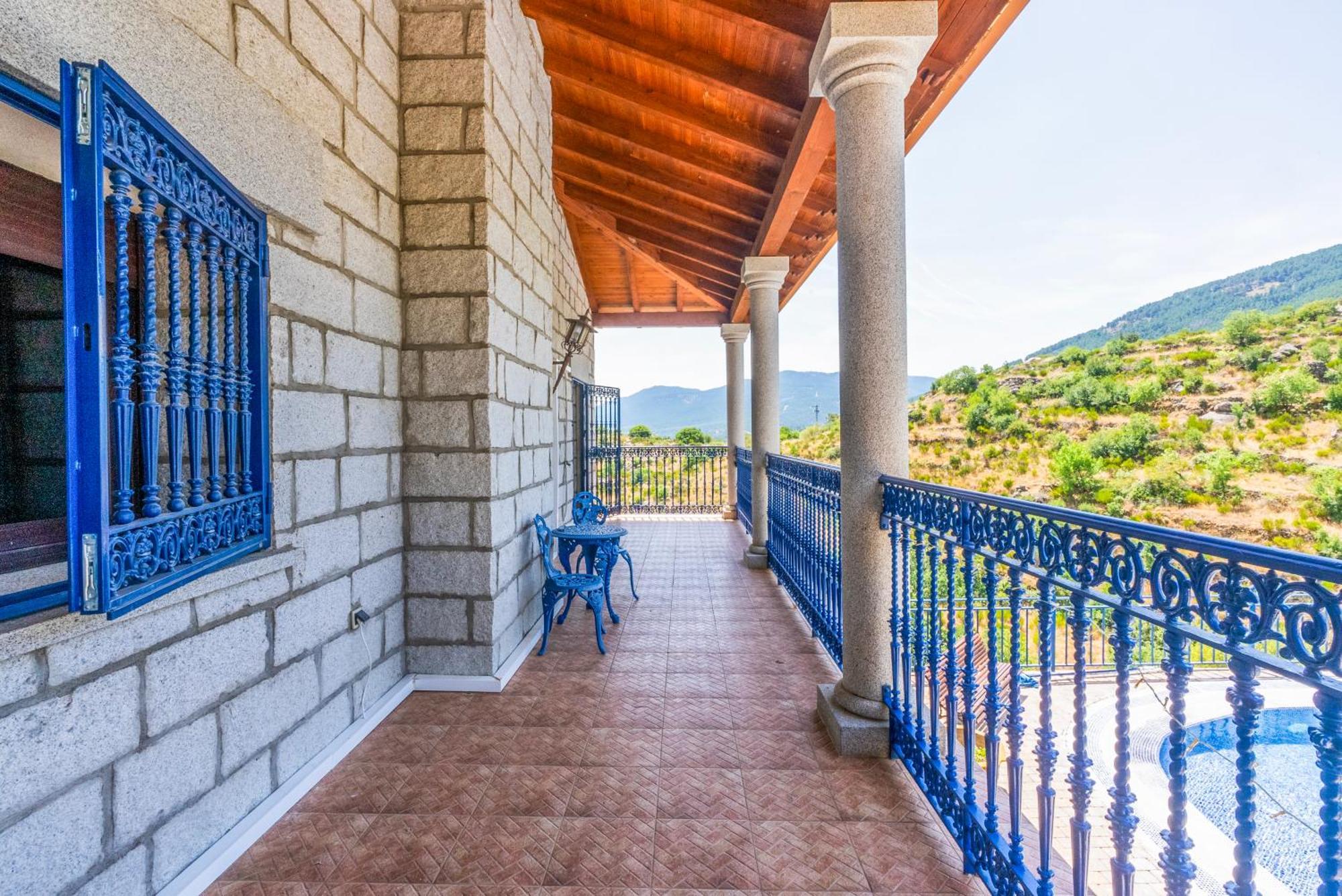 Willa Mansion Con Jacuzzi A 40 Grados, Gran Piscina Y Padel El Tiemblo Zewnętrze zdjęcie