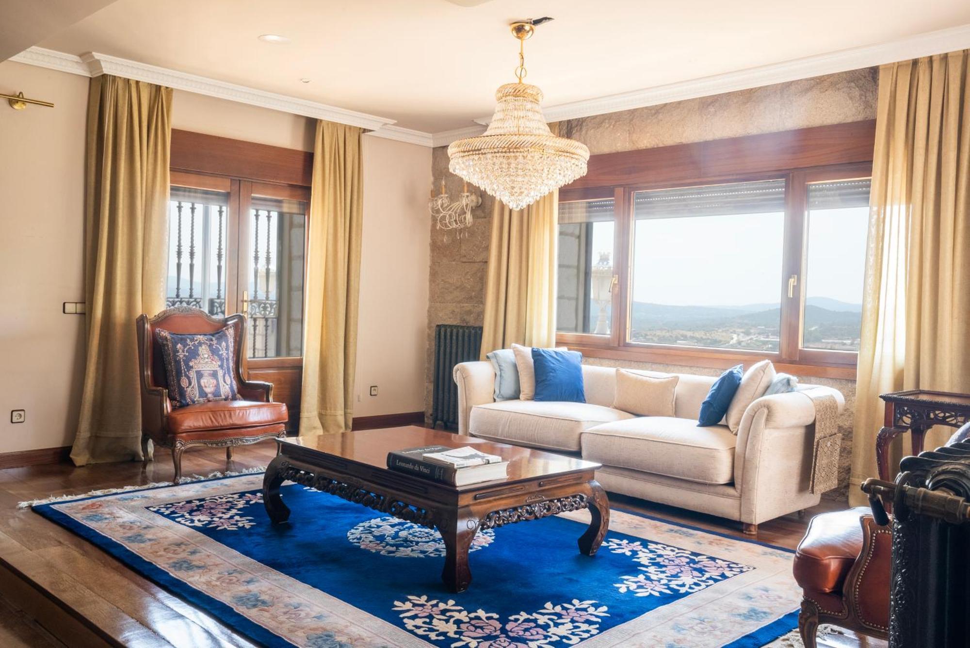 Willa Mansion Con Jacuzzi A 40 Grados, Gran Piscina Y Padel El Tiemblo Zewnętrze zdjęcie