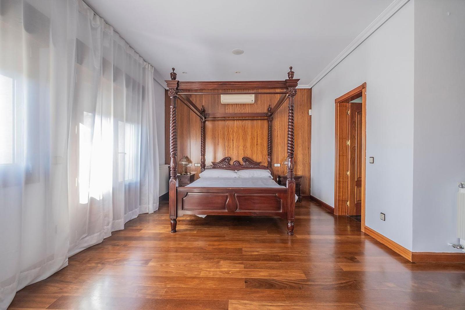 Willa Mansion Con Jacuzzi A 40 Grados, Gran Piscina Y Padel El Tiemblo Zewnętrze zdjęcie