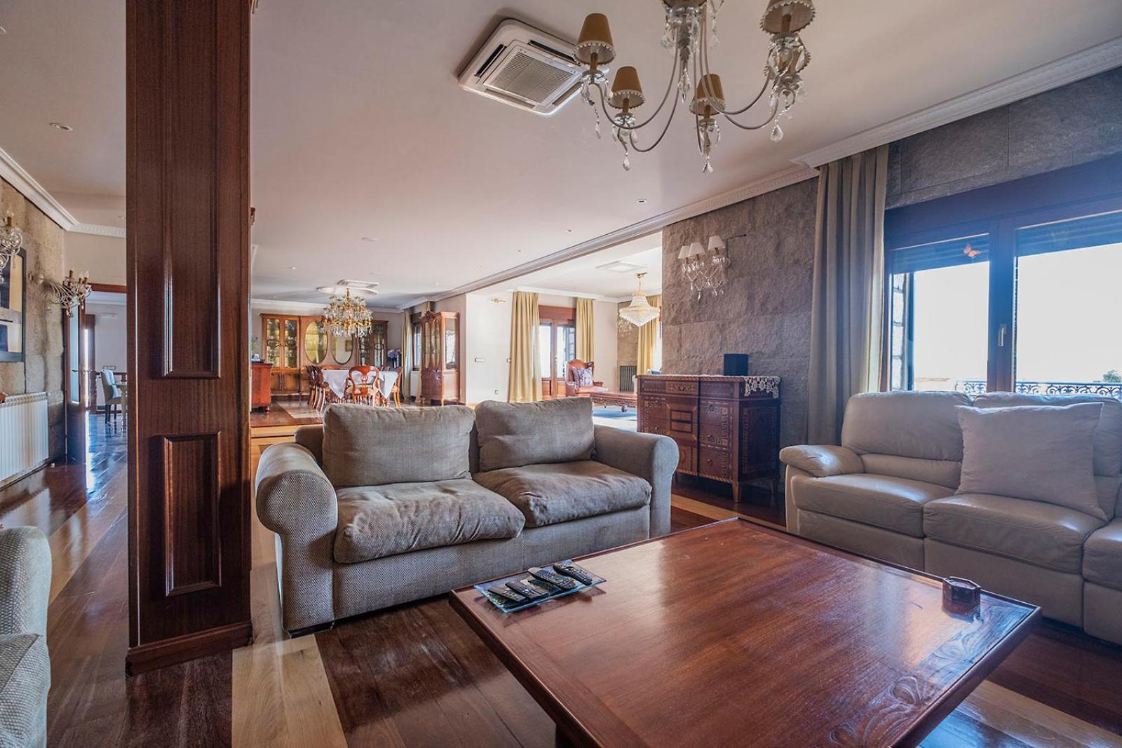 Willa Mansion Con Jacuzzi A 40 Grados, Gran Piscina Y Padel El Tiemblo Zewnętrze zdjęcie
