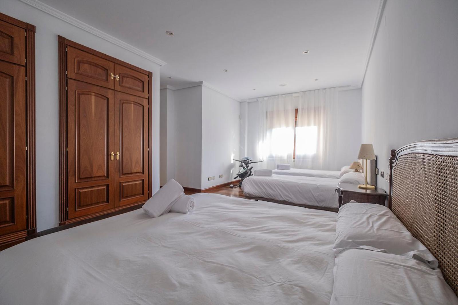 Willa Mansion Con Jacuzzi A 40 Grados, Gran Piscina Y Padel El Tiemblo Zewnętrze zdjęcie