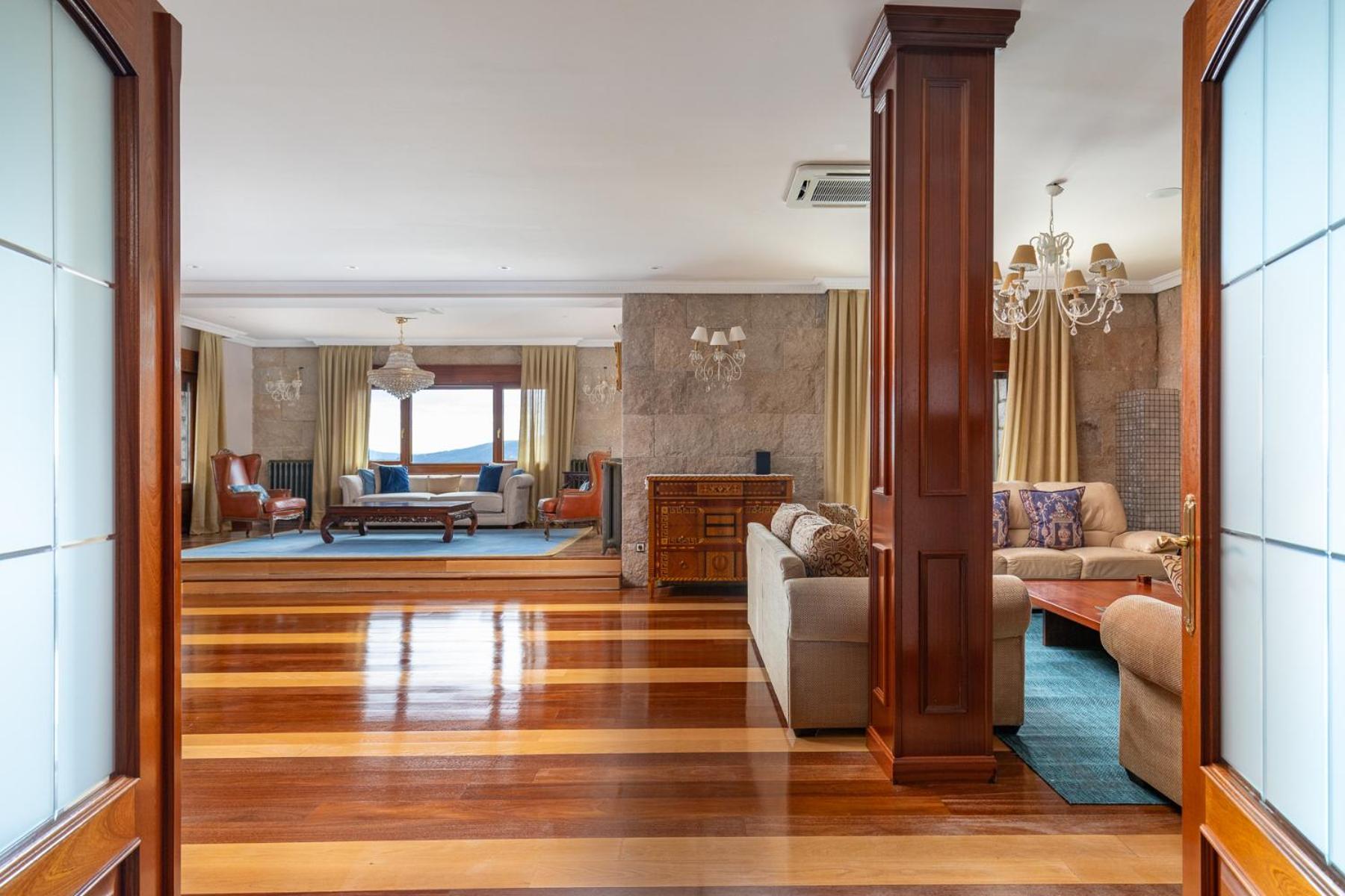 Willa Mansion Con Jacuzzi A 40 Grados, Gran Piscina Y Padel El Tiemblo Zewnętrze zdjęcie